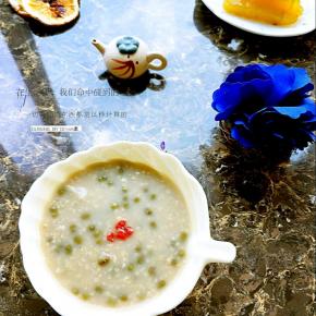 配点点小菜，凉爽可口。