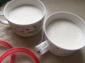 装在自己喜欢的容器里，盖好盖子，放在客厅等阳光不直射的地方