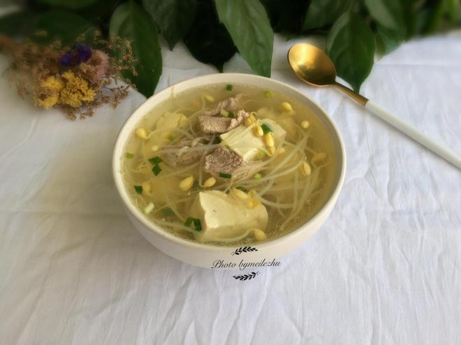 黄豆芽肉片汤