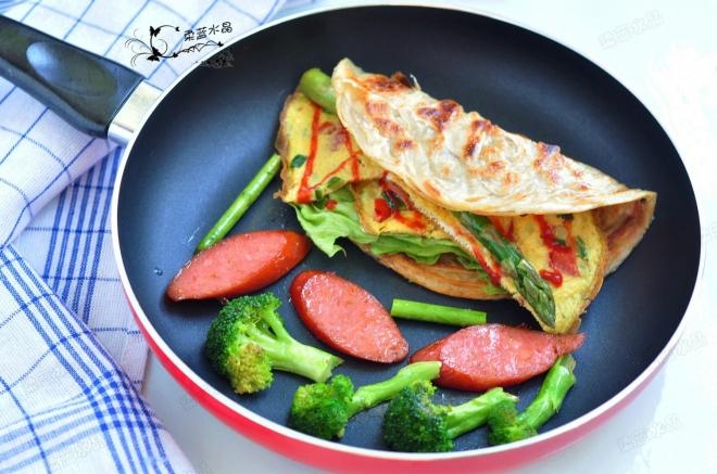 手抓饼蛋蔬早餐