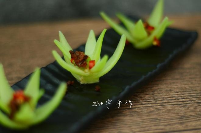 舌灿莲花