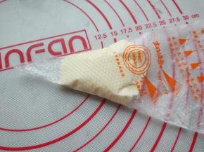 淡奶油+细砂糖打发至5分发