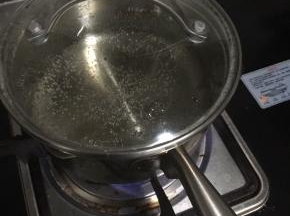 300ml放奶锅烧开