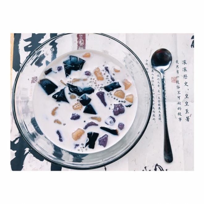 龟苓膏芋圆西米露