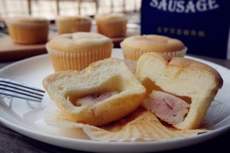 烘烤结束，蛋糕取出，藏有“宝藏”的蛋糕就做好了