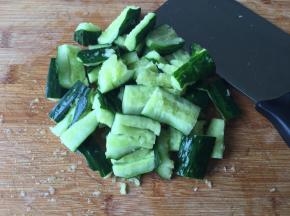 3.切成自己喜欢的小块；