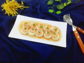 吃的时候一勺一个，很棒哦～