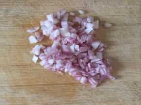 洋葱切丁