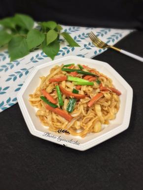 出锅装盘即可享用。