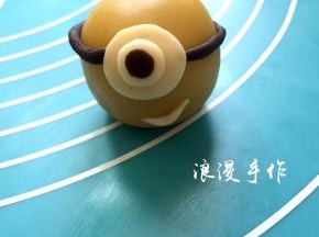 独眼小黄人，嘴巴可以做成牙齿的样子