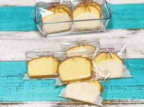 用小袋装好，随身携带的小零食，很方便。