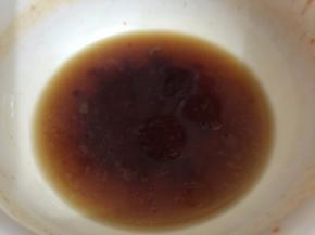 6. 把生抽，蚝油先调好