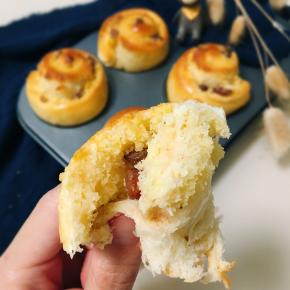 超级柔软，超级浓郁的椰香，还有葡萄干的酸甜，超棒口感～