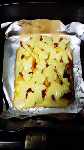 垫上锡纸，放入空气炸锅中