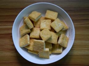 全部煎好后，盛出备用