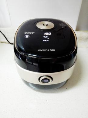 选择煲汤功能键，约1.5小时