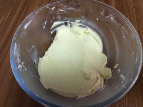 搅拌均匀的面糊