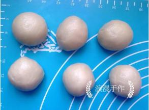 油皮平均分成6份。