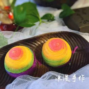 160度，30分钟左右。中途可加盖锡纸防止上色过度。烤箱温度仅供参考，请依据自家烤箱脾气烘烤。