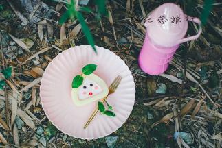 配蛋糕也是极好的