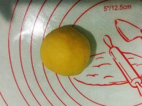 收口朝下放置；