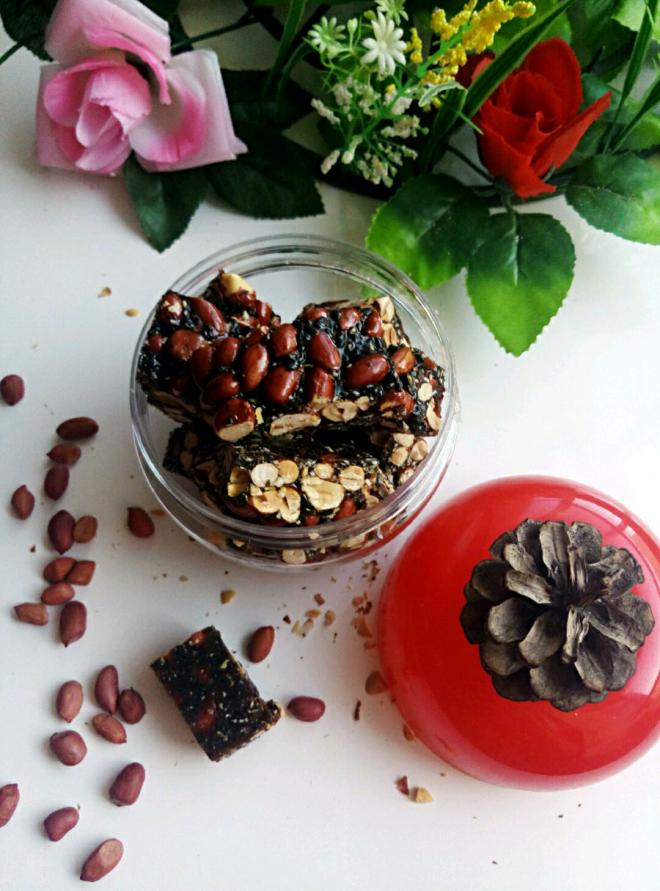 焦糖红衣花生糖