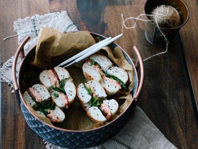 菠菜三文鱼三明治