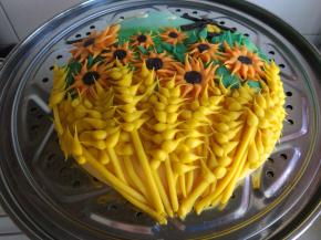 入蒸锅，冷水小火加热，水沸后大火蒸15分钟左右。具体时间和温度可酌情增减