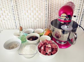 准备好各种食材