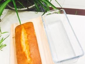 糖水刷好后，放凉密封保存，我放冰箱冷藏，二天后回油切片享用，效果最佳。