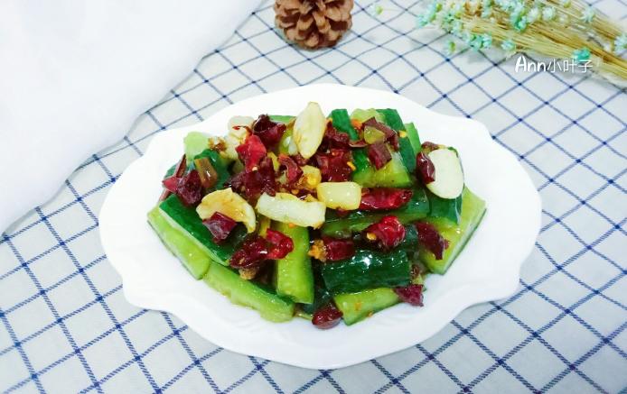 凉拌麻辣脆黄瓜