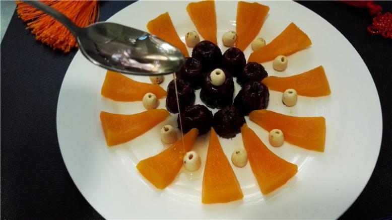 红枣莲子蒸南瓜