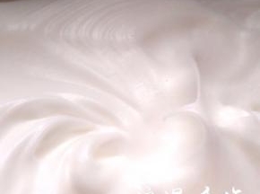 打至出现小弯勾停止打发