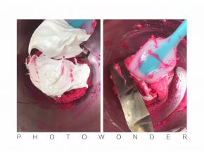 把剩下蛋白的一半继续加入，也是铺在表面，此时搅拌手法为切拌、翻拌，从中间竖着刮下来，抄底划一圈翻上来，期间借助铲子把刮刀清理干净，继续切翻拌至看不见蛋白即可。