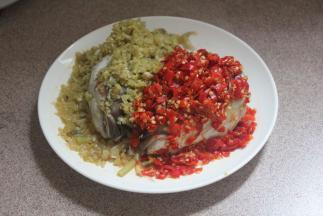 蒸出的水要倒掉。很腥。