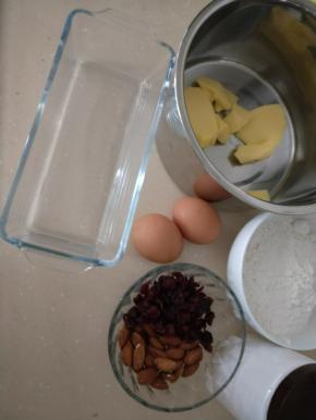 准备好各种所用原料