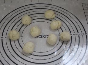 分成等量的剂子。