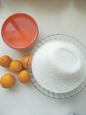 配料：细砂糖800克，水360ML，新鲜柠檬汁100ML