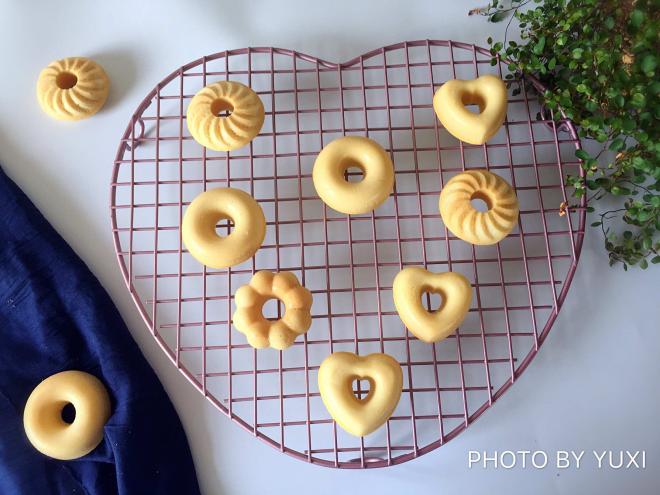 甜甜圈小蛋糕