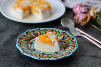 口感Q弹的芒果椰奶冻