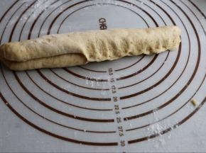 再对折压紧收口