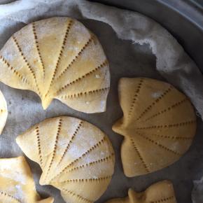 依次做好其他的，继续发酵；二发；