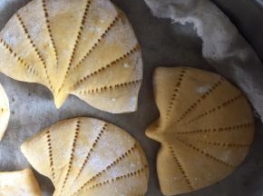 依次做好其他的，继续发酵；二发；