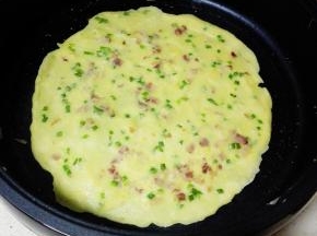 待双面都呈金黄色即可取出食用