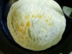 小火煎至两面金黄即可
