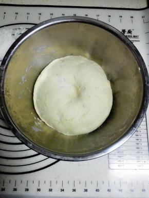 放入冰箱冷藏发酵一晚