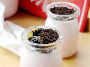 撒上装饰即可开吃吧。