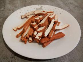 买的豆干，切条，