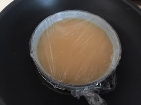 放入蒸锅上锅蒸15分钟