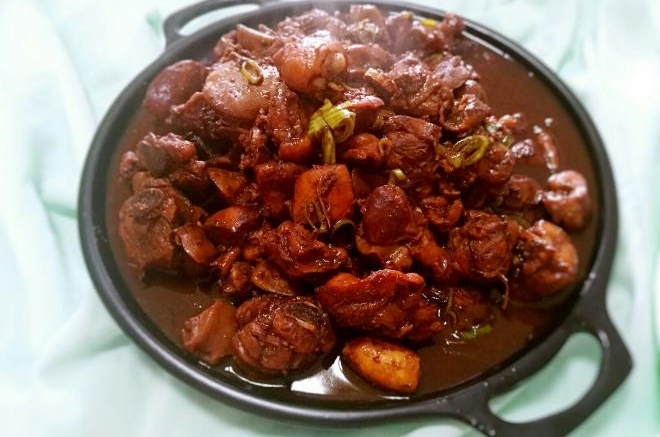 红烧鸡块儿鸡杂
